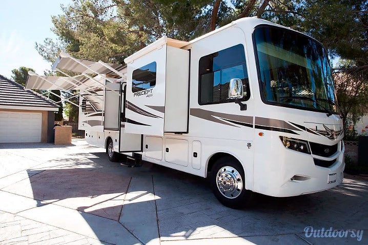 Class A Luxury RV Rental Las Vegas