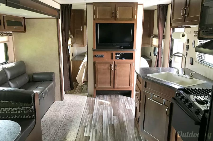 Inside Jayco Flight