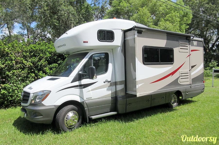 Winnebago View RV Rental Tampa