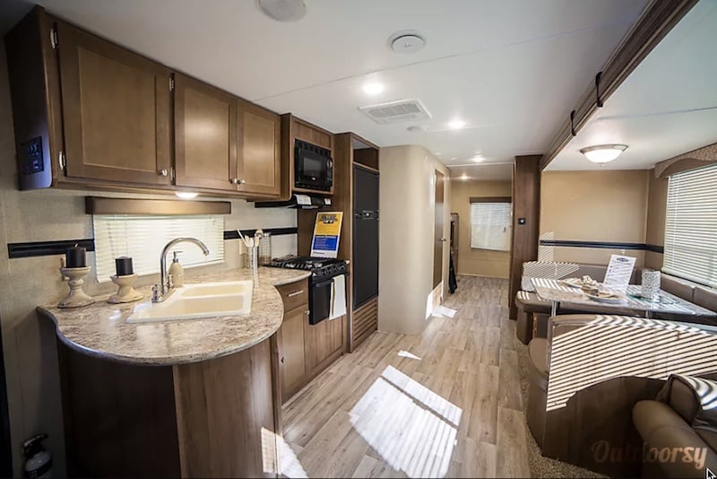 2015 Dutchmen Aspen Trail interior