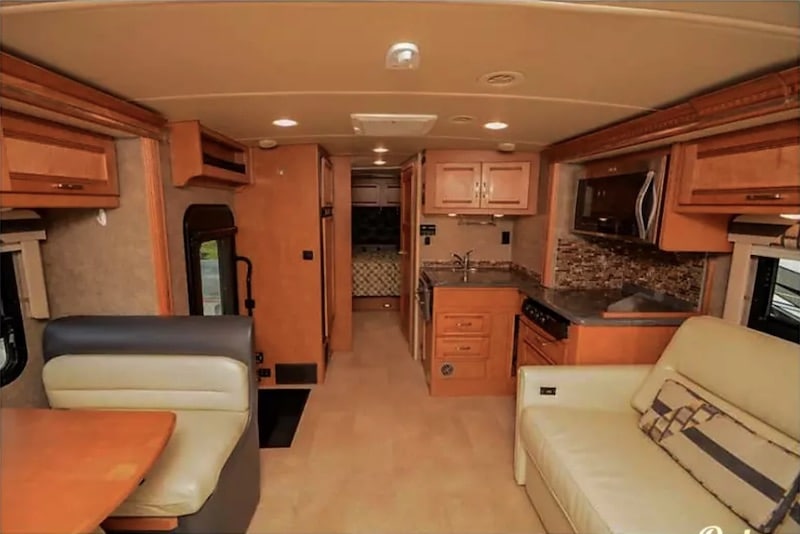 2015 Winnebago Aspect interior