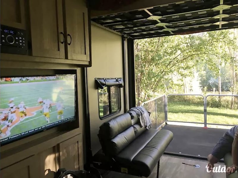 2016 Coachmen Adrenaline interior 2016 Coachmen Adrenaline interior