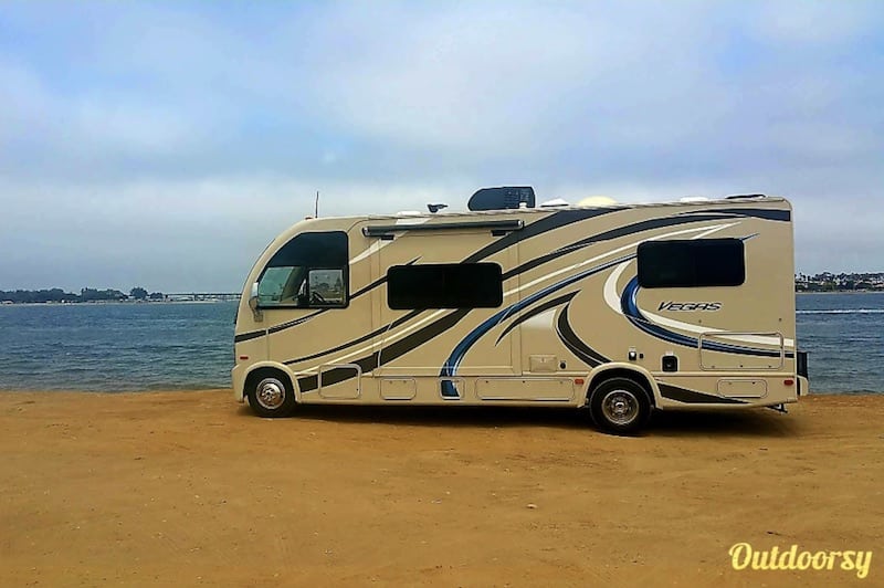 2016 Thor Motor Coach Vegas 2016 Thor Motor Coach Vegas
