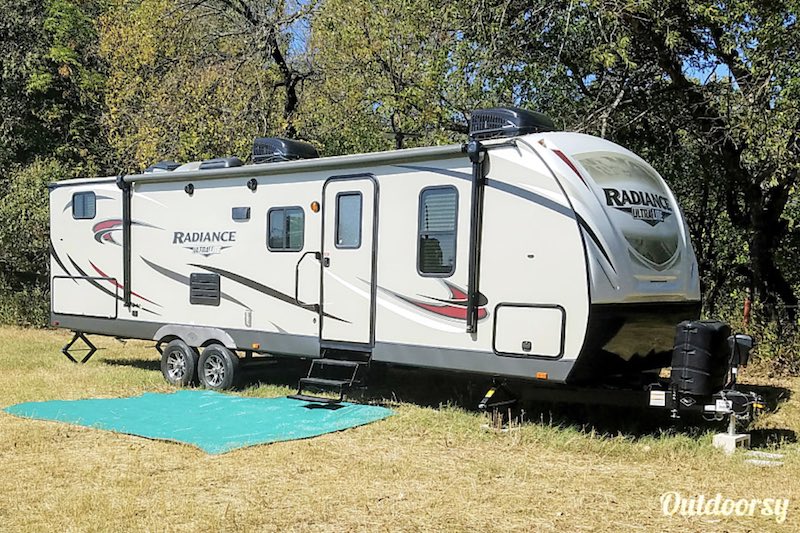 2018 Cruiser Rv Corp Radiance