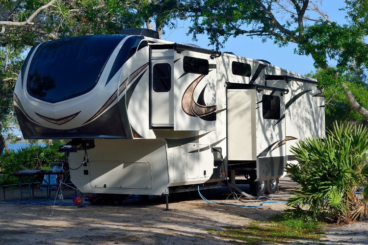 Fifth Wheel Trailer