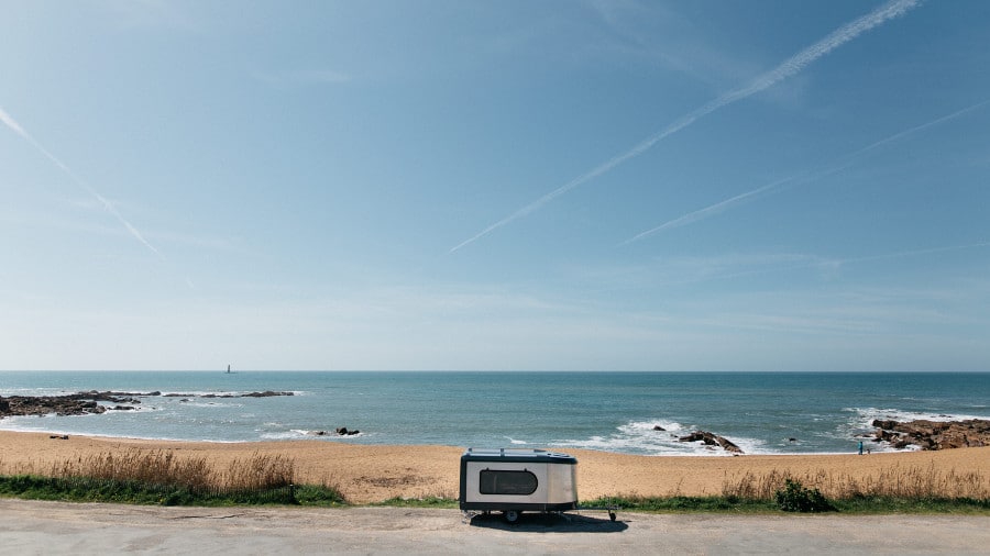Trailer on Beautiful Beach Trailer on Beautiful Beach