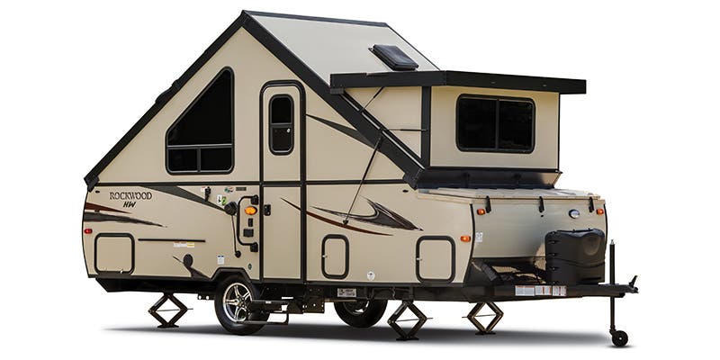 2018_ForestRiver_RockwoodHardSide Rockwood camper