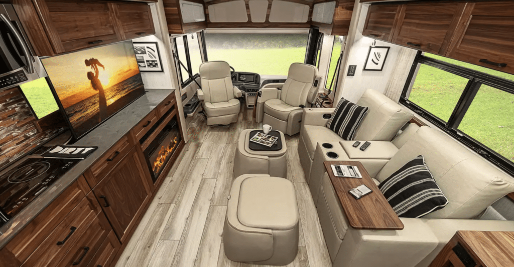 2022 Winnebago Journey