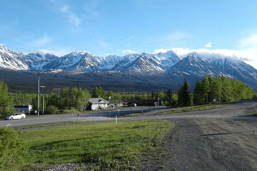 Kluane park inn & rv park