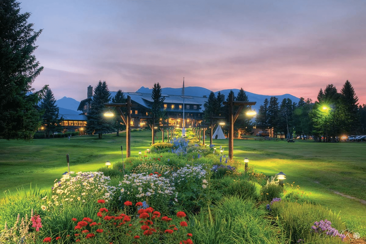 Glacier park lodge