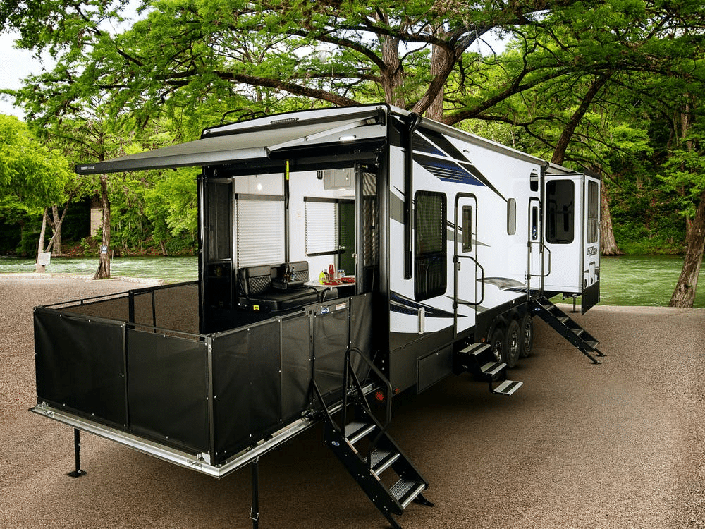 Toy hauler patio area