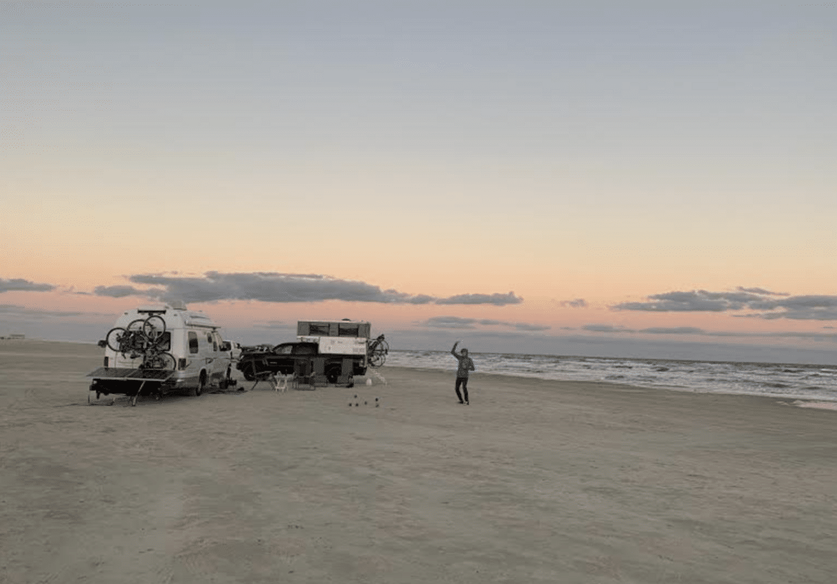 Port aransas beach camping