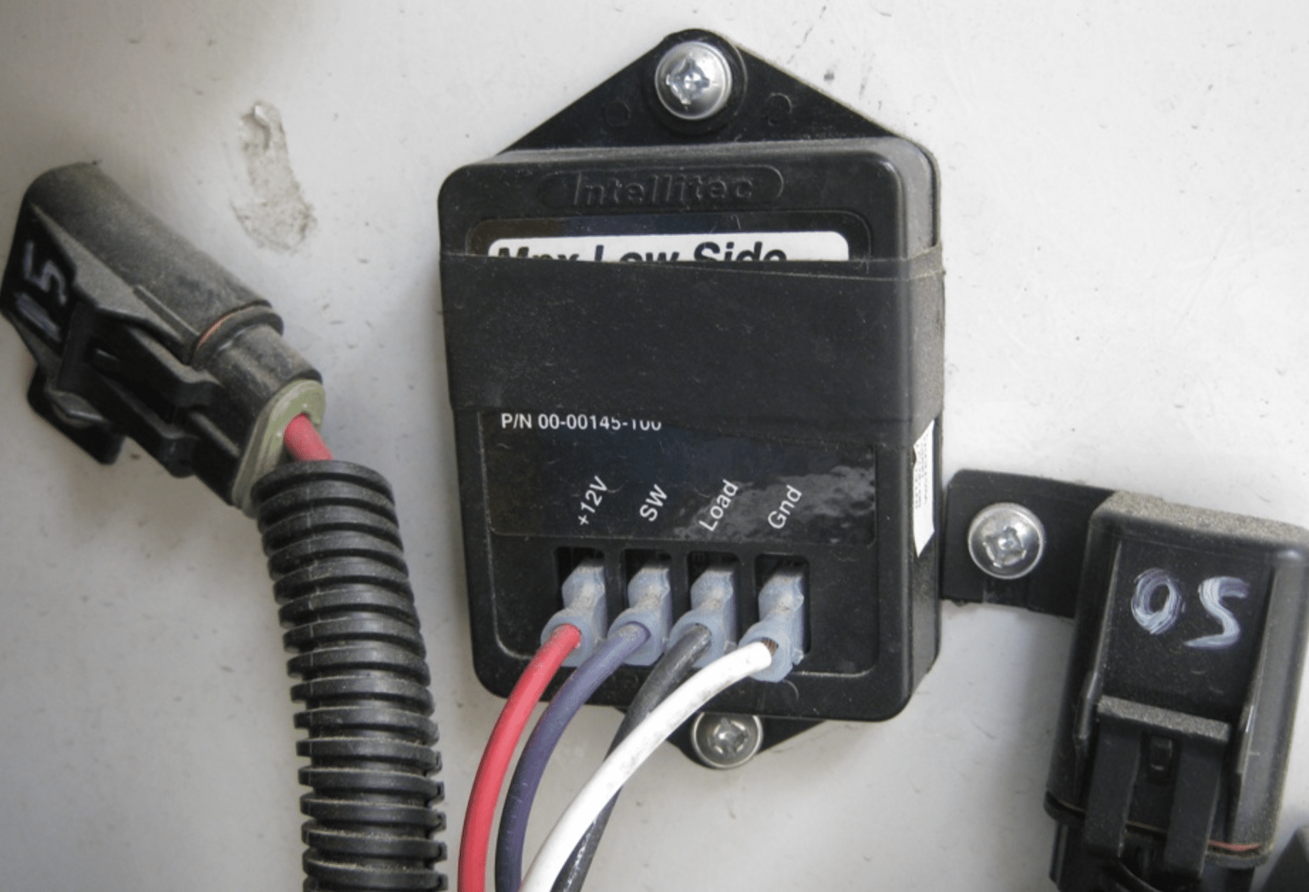 Best 12 Volt RV Water Pump in 2019 // Ratings, Reviews, Prices & More