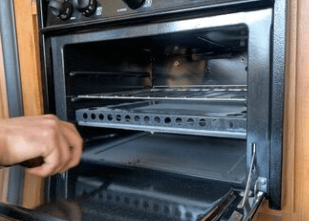 Lighting rv oven