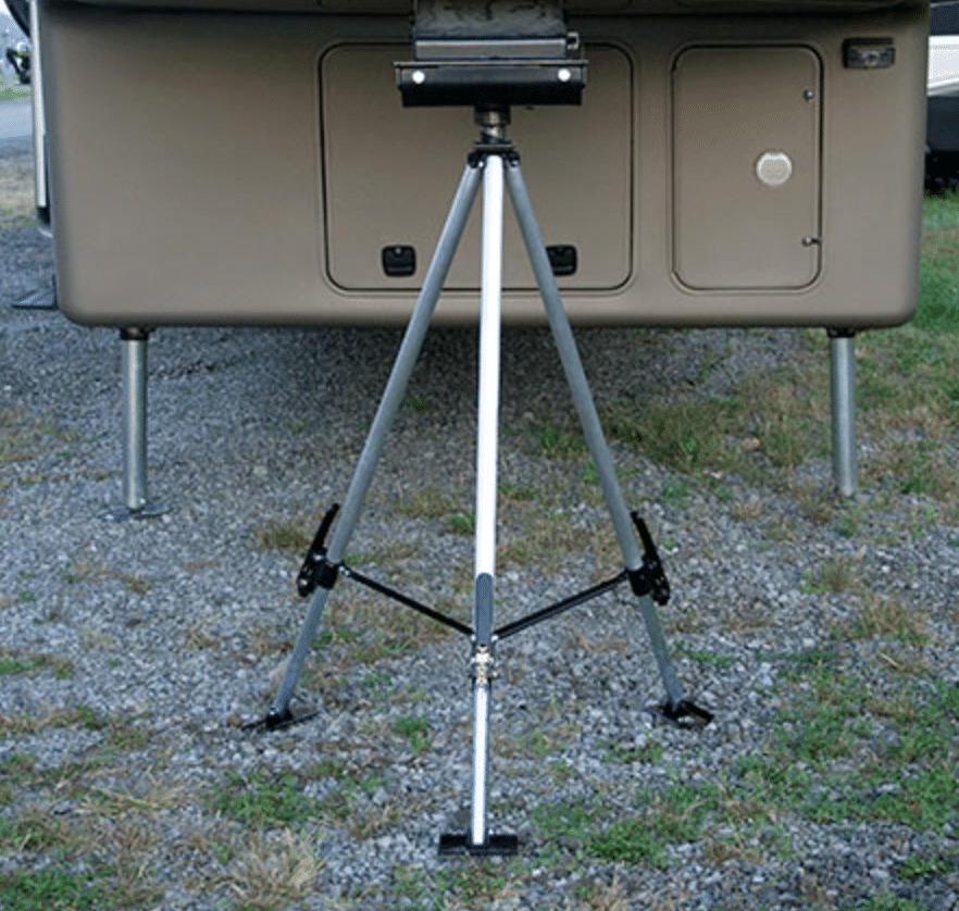 Rv tripod jacks